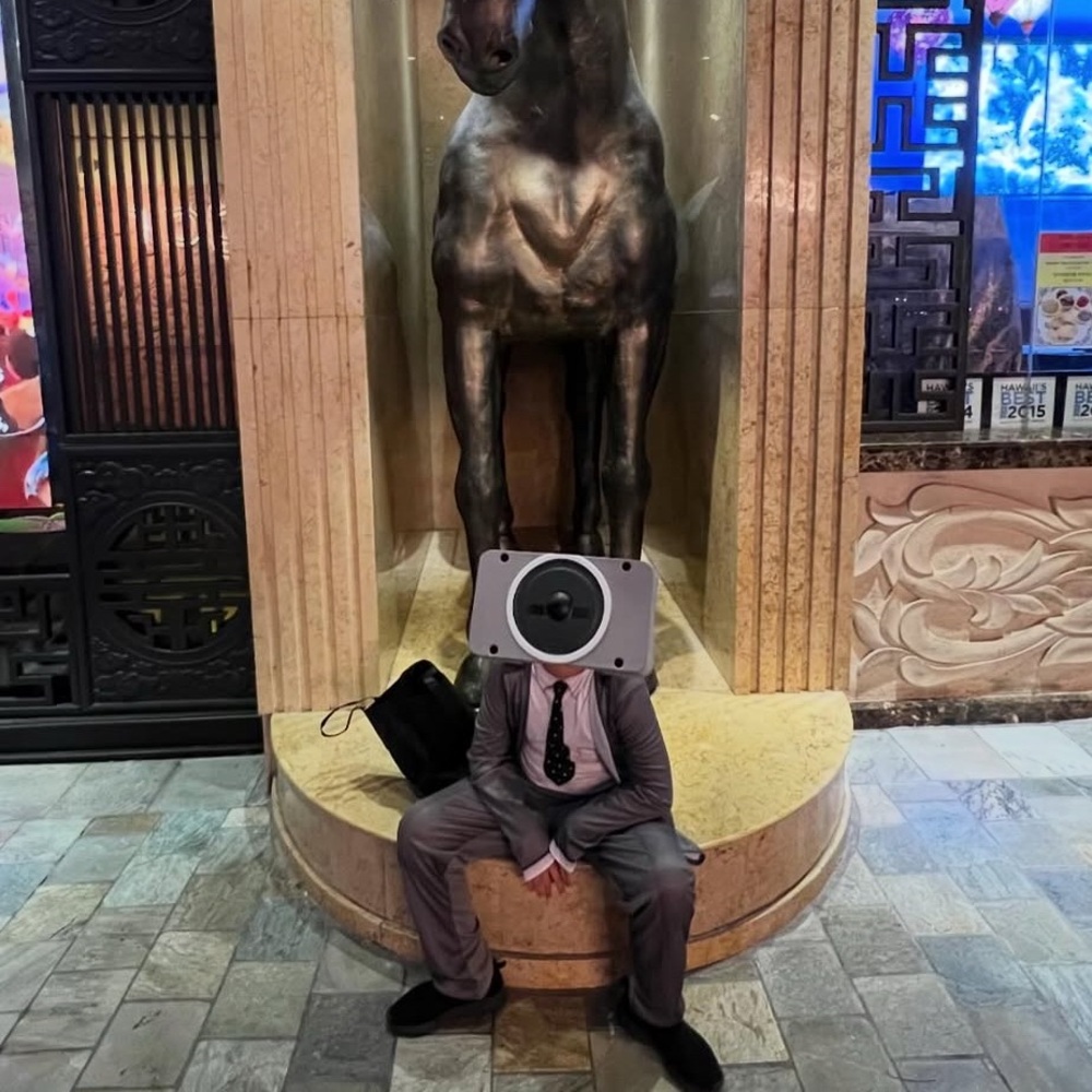 SPEAKER MAN COSTUME
